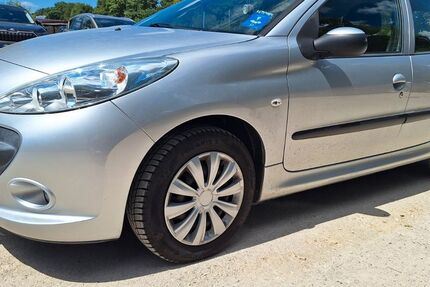 Peugeot 206 173.000 km 1.800 &euro; Nürnberg 90425