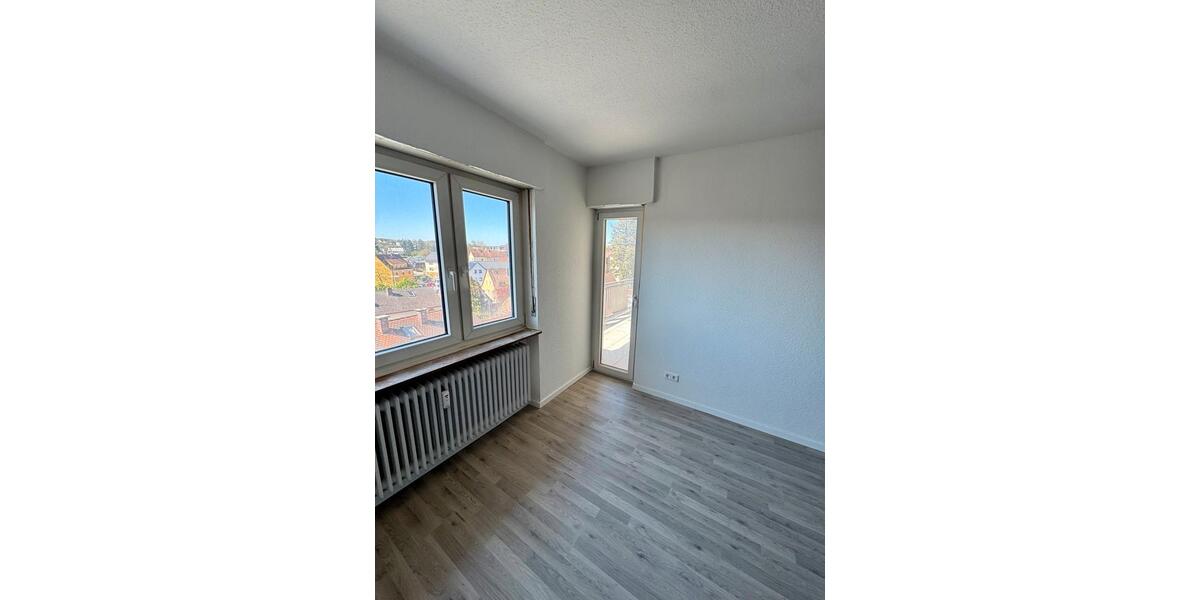 Etagenwohnung Zirndorf - 3 Zimmer, 88 m&sup2;, 1.000&euro; | Angebot:26681388