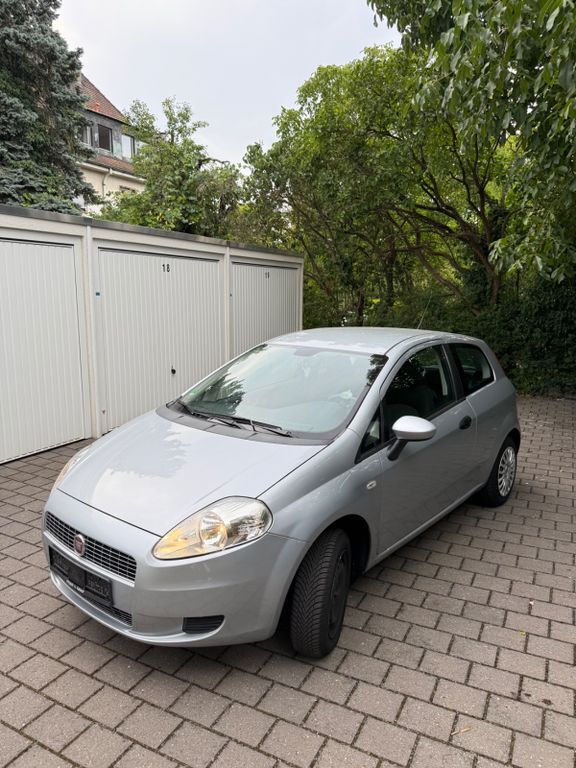 Fiat Punto 40.738 km 3.900 € Nürnberg 90429