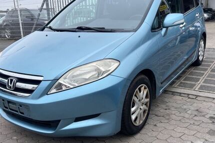 Honda FR-V