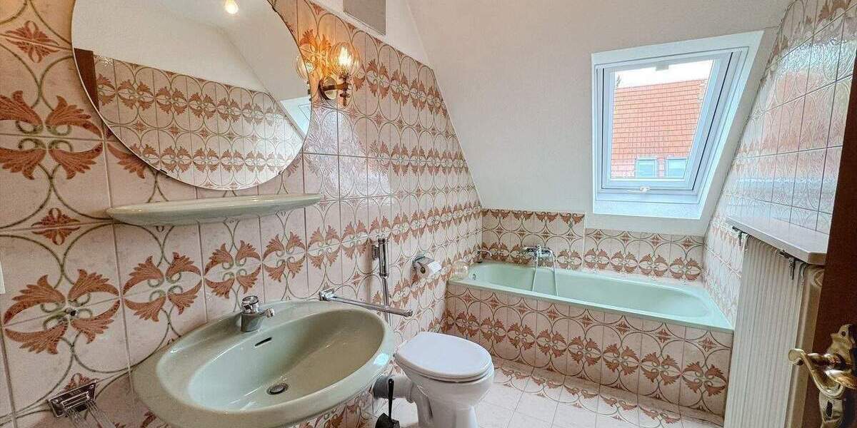 *** Besonderes Reiheneckhaus mit Galerie und Dachterrasse in Mögeldorf *** 5 zimmer