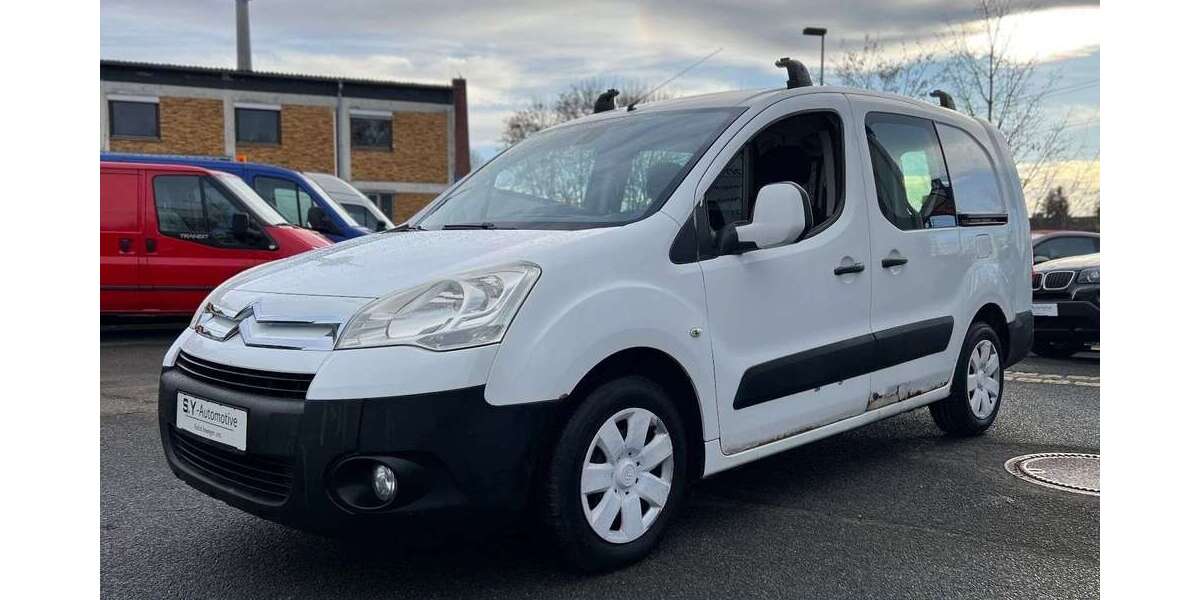 Citroen Berlingo 136.000 km 2.999 &euro; Nuernberg 90441