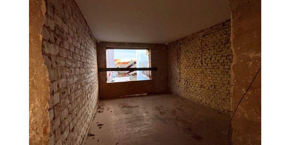 Mehrfamilienhaus, Wohnhaus Nürnberg Steinbühl - 9 Zimmer, 374 m&sup2;, 699.000&euro; | Angebot:25192689