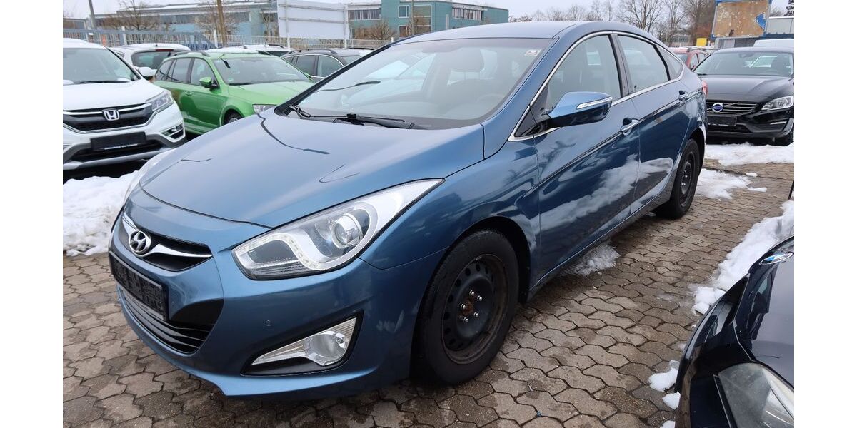 Hyundai i40 138.000 km 8.990 &euro; Nürnberg 90439