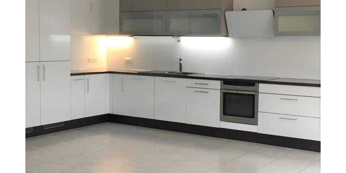 Etagenwohnung Nürnberg Maxfeld - 3 Zimmer, 94 m&sup2;, 1.350&euro; | Angebot:26893237