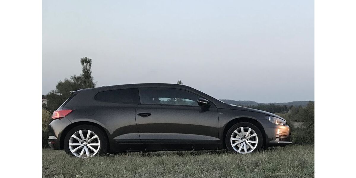 VW Scirocco 151.000 km 14.000 &euro; Winkelhaid 90610