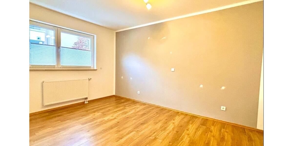 Moderne Erdgeschosswohnung in Lauf a.d.P. 3 zimmer