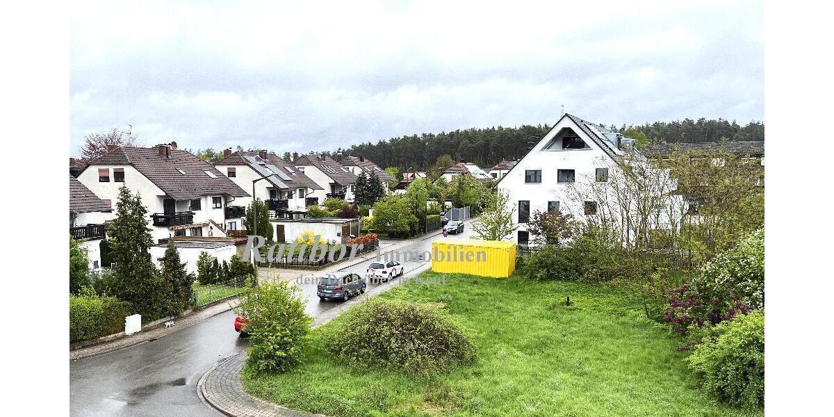Gut vermietete 2 Zimmer-Mansardenwohnung mit Loggia und Stellplatz in ruhiger Wohnlage RH-Nord - Dachgeschoßwohnung Roth | Angebot:27156608