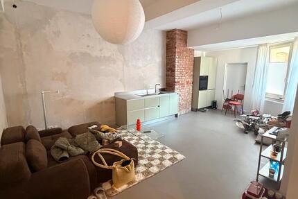 Wohnung Nürnberg Gleißhammer - 4.5 Zimmer, 80 m&sup2;, 1.250&euro; | Angebot:26230337