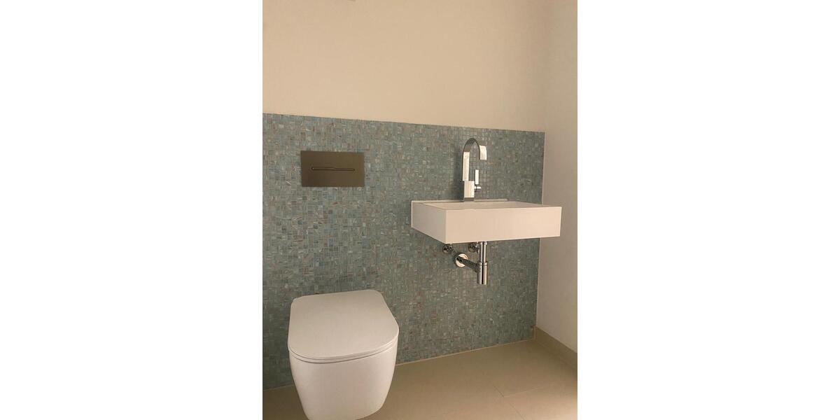 Terrassenwohnung Nürnberg Schnepfenreuth - 2 Zimmer, 93 m&sup2;, 1.550&euro; | Angebot:26451082