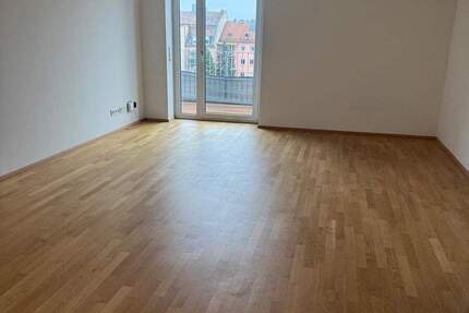 Großzügige 2-Zimmer-Wohnung mit Einbauküche und Balkon 2 zimmer