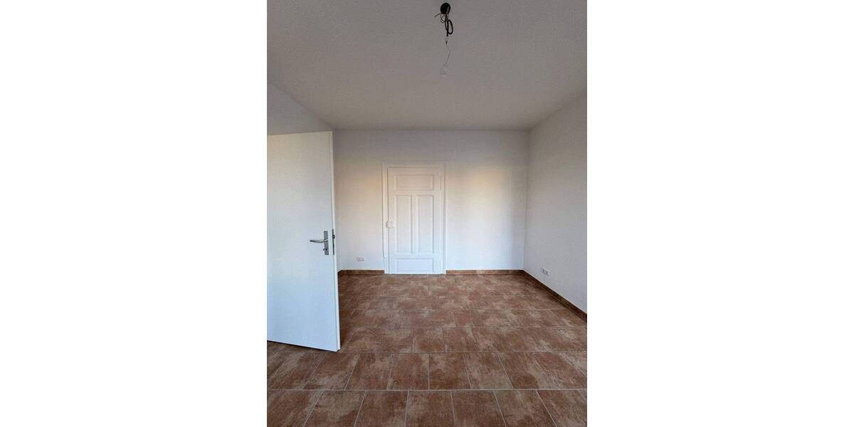 Terrassenwohnung Fürth Nordstadt - 5 Zimmer, 120 m&sup2;, 1.080&euro; | Angebot:26891611