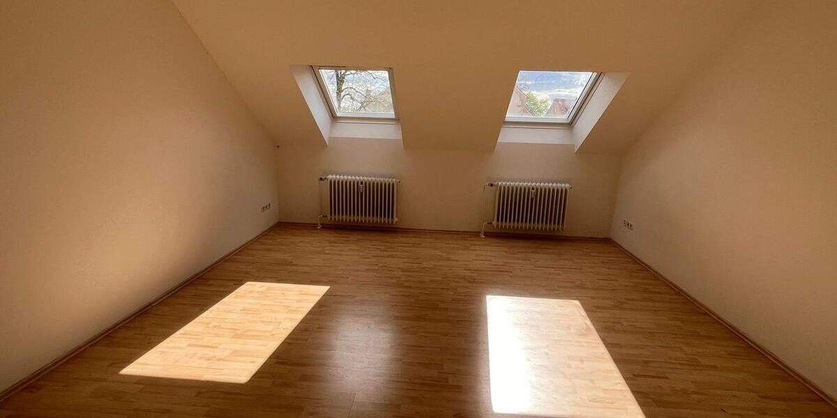 Etagenwohnung Feucht - 4 Zimmer, 117 m&sup2;, 410.000&euro; | Angebot:26293016