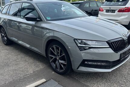 Skoda Superb 89.000 km 30.799 € Fürth bei Nürnberg 90763