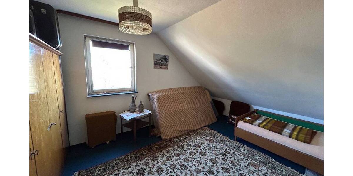 Freistehendes Mehrfamilienhaus mit großem Grundstück...3-Familienhaus in Alterlangen 9 zimmer