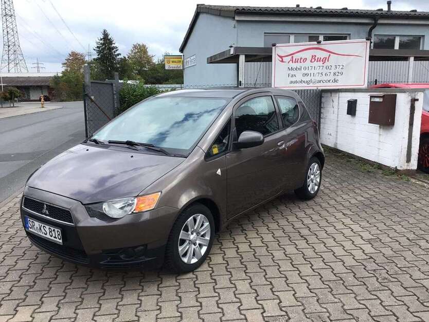Mitsubishi Colt 79.000 km 4.990 € Erlangen/Frauenaurach 91056