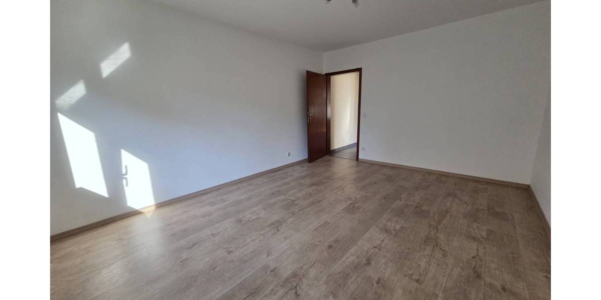 Etagenwohnung Nürnberg Katzwang - 4 Zimmer, 98 m&sup2;, 315.000&euro; | Angebot:26392047