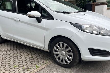 Ford Fiesta 114.000 km 4.700 &euro; Zirndorf 90513