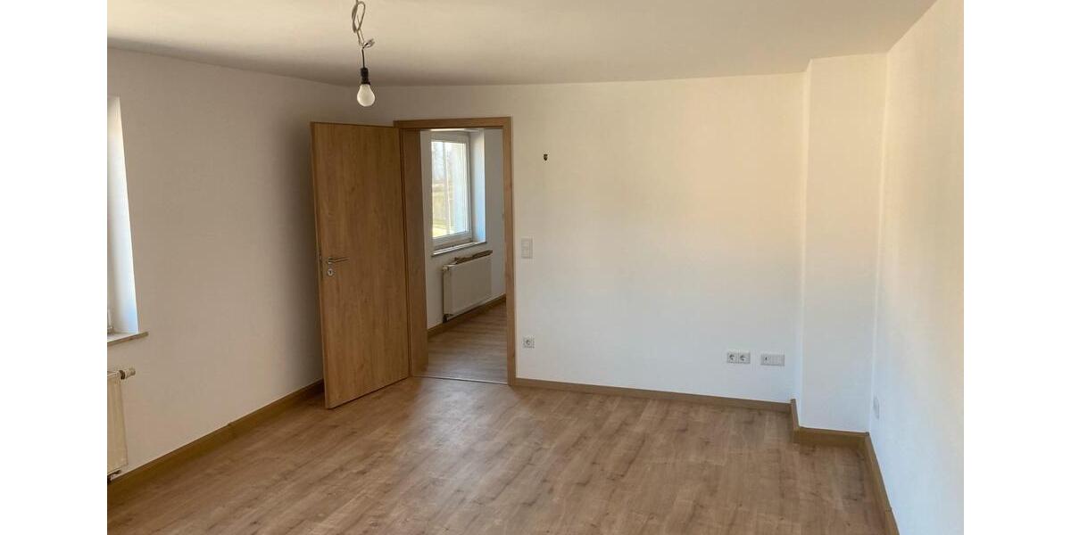 Etagenwohnung Roth - 2 Zimmer, 60 m&sup2;, 720&euro; | Angebot:25291032