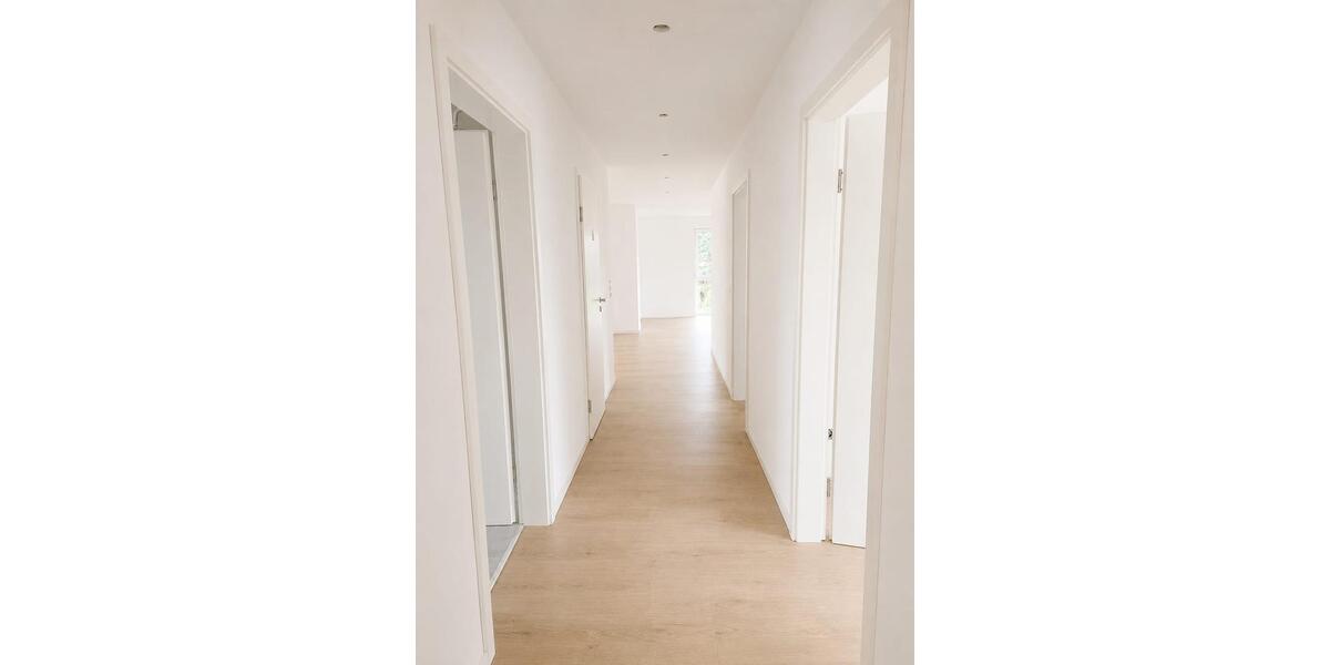 Dachgeschoßwohnung Oberasbach - 3 Zimmer, 98 m&sup2;, 1.290&euro; | Angebot:26608641