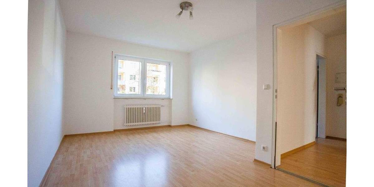 +++ 2-Zimmer-Hochparterre-Wohnung mit SW-Balkon & Außenstellplatz +++ 2 zimmer