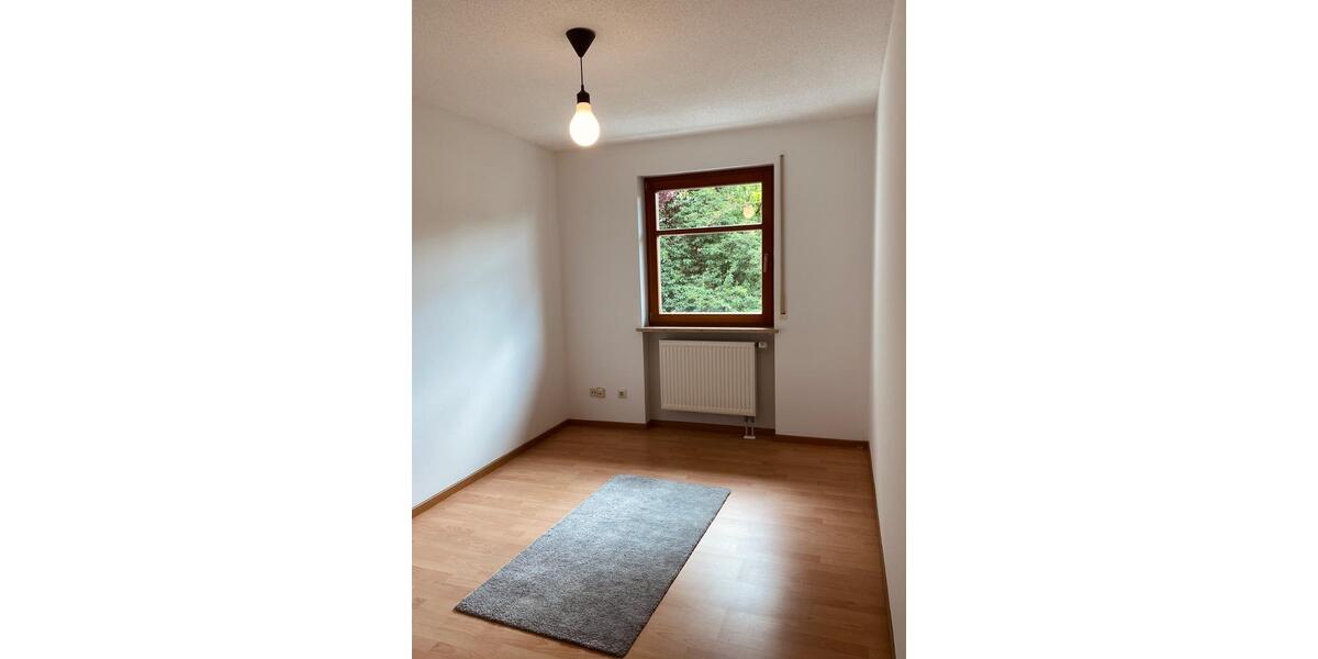 Reihenhaus Nürnberg Holzheim - 6 Zimmer, 178 m&sup2;, 1.890&euro; | Angebot:27614226
