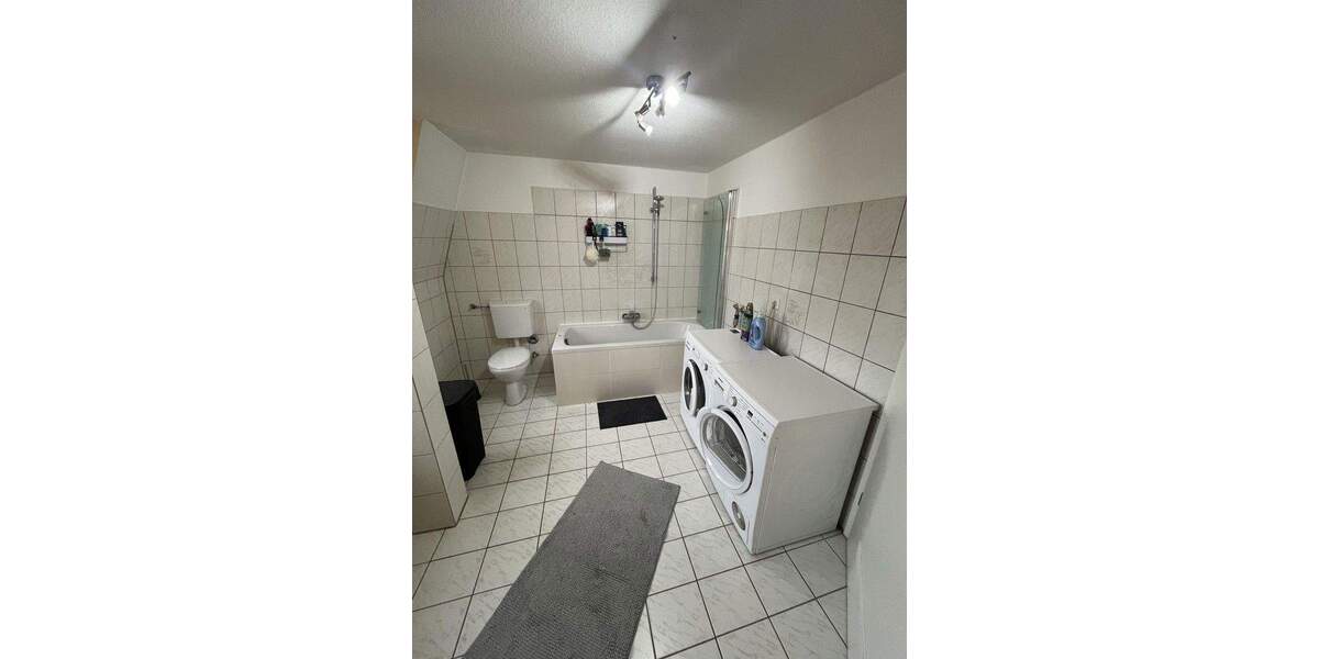 Schöne 4-Zimmer-Familien Wohnung im Herzen Zirndorfs. Provisionsfrei!!! 4 zimmer