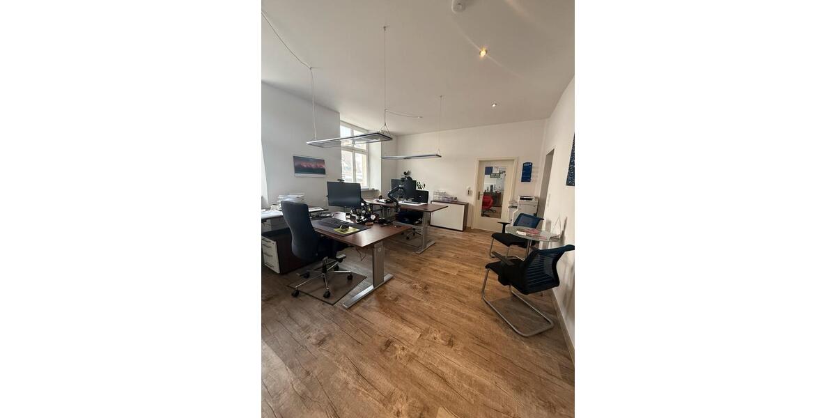 Gewerbeobjekt Zirndorf - 2.785&euro; | Angebot:24694690