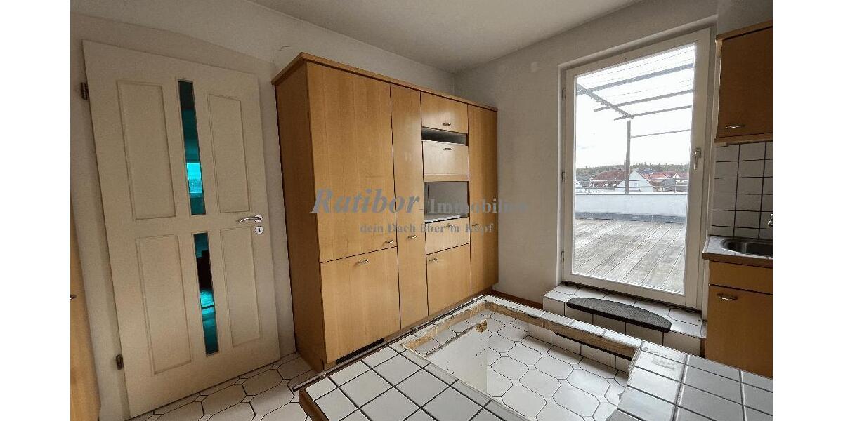 Außergewöhnliche und sehr großzügige 5 Zimmer Mansardenwohnung mit Dachterrasse und Wintergarten - Terrassenwohnung Roth Eckersmühlen | Angebot:27156609