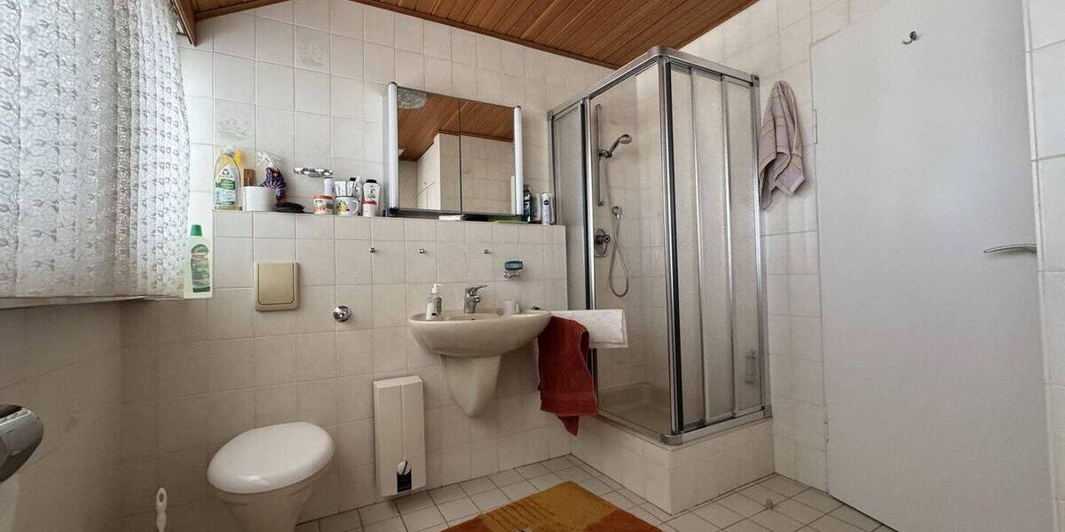 Mehrfamilienhaus, Wohnhaus Fürth Burgfarrnbach - 5 Zimmer, 120 m&sup2;, 445.000&euro; | Angebot:26805301