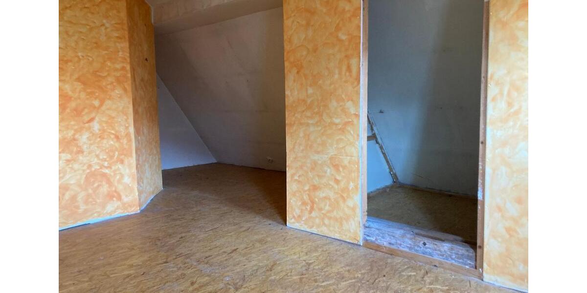 Einfamilienhaus Neuendettelsau - 9 Zimmer, 114 m&sup2;, 330&euro; | Angebot:24716072