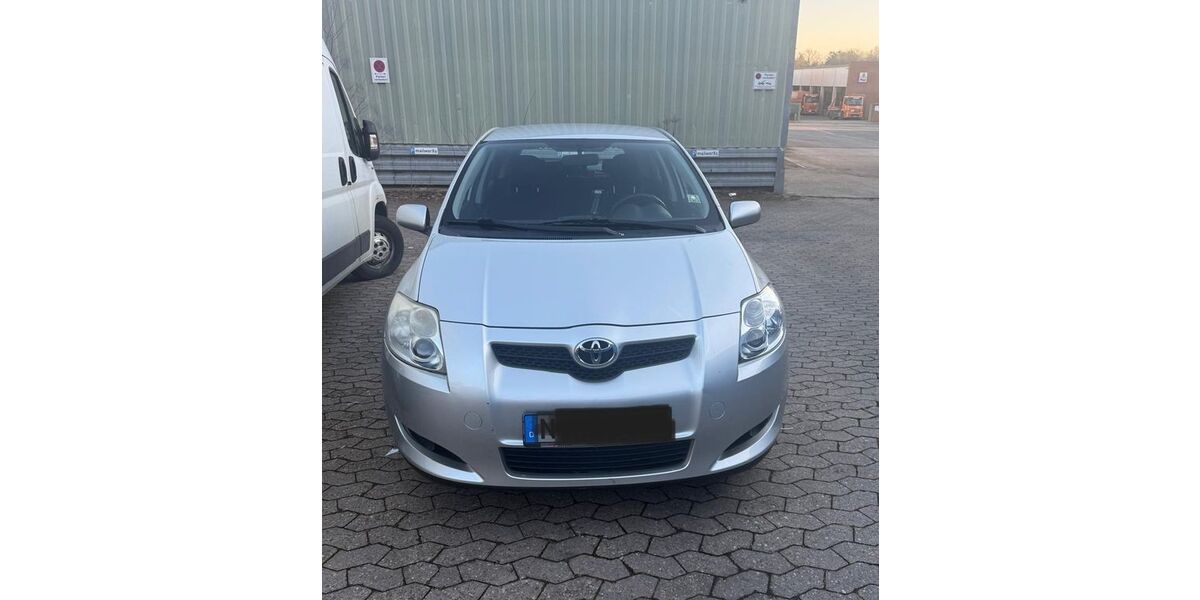 Toyota Auris 160.006 km 3.900 &euro; Nürnberg 90461