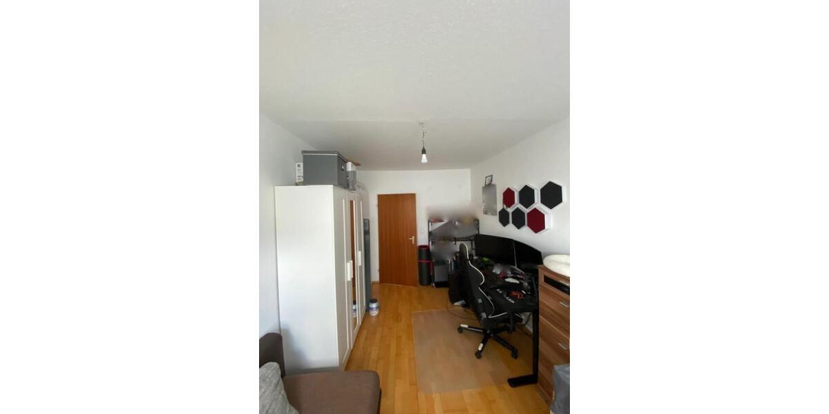 Etagenwohnung Fürth Bislohe - 3 Zimmer, 74 m&sup2;, 950&euro; | Angebot:25655381