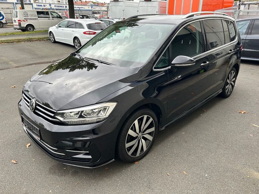 VW Touran 208.000 km 15.390 € Nürnberg 90439