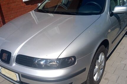 Seat Leon 118.500 km 3.400 &euro; Nürnberg 90453