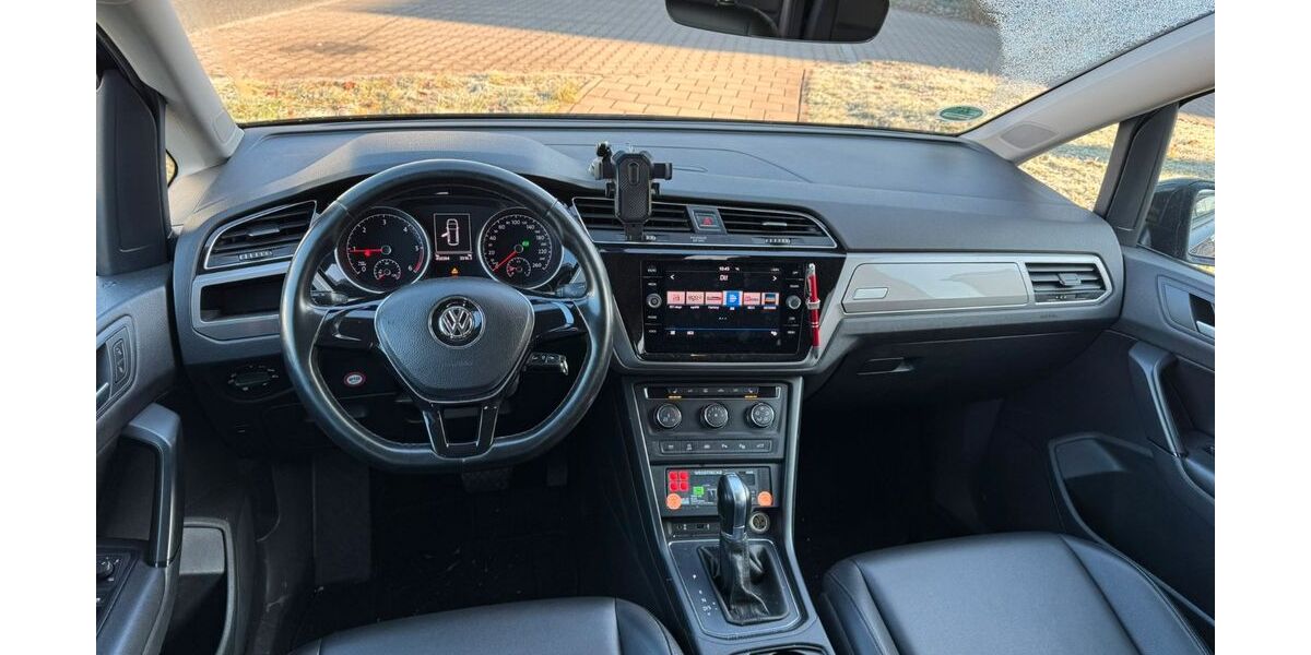 VW Touran 450.000 km 6.990 &euro; Fürth 90763