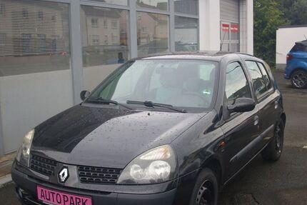 Renault Clio 154.000 km 750 &euro; Fürth 90765