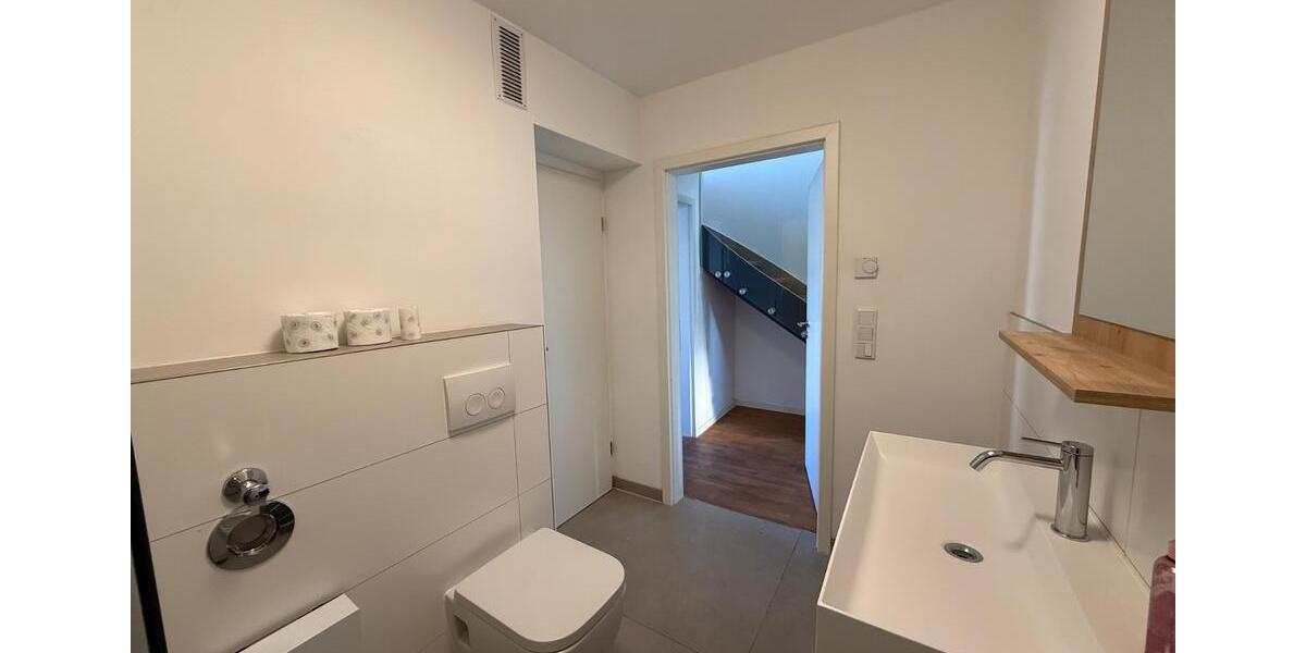 Rarität in Bestlage: Renovierte 3,5-Zi-Maisonette-Whg mit Balkon 3.5 zimmer