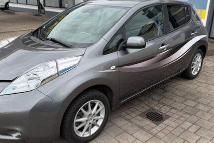 Nissan Leaf 71.815 km 5.999 &euro; Nürnberg 90475