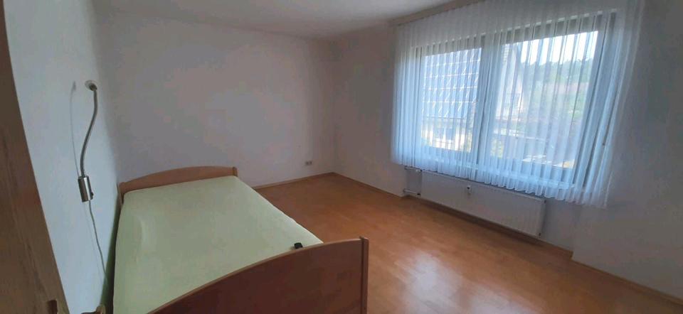 Etagenwohnung Hemhofen - 3 Zimmer, 86 m&sup2;, 940&euro; | Angebot:26693026