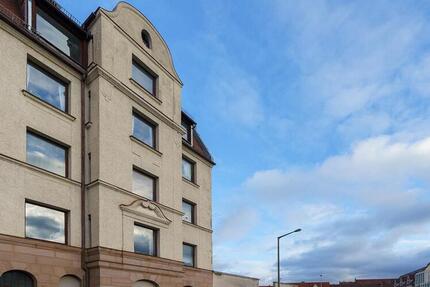 Altbaucharme! Vermietete Wohnung mit Balkon in gepflegtem Gründerzeitanwesen 5 zimmer