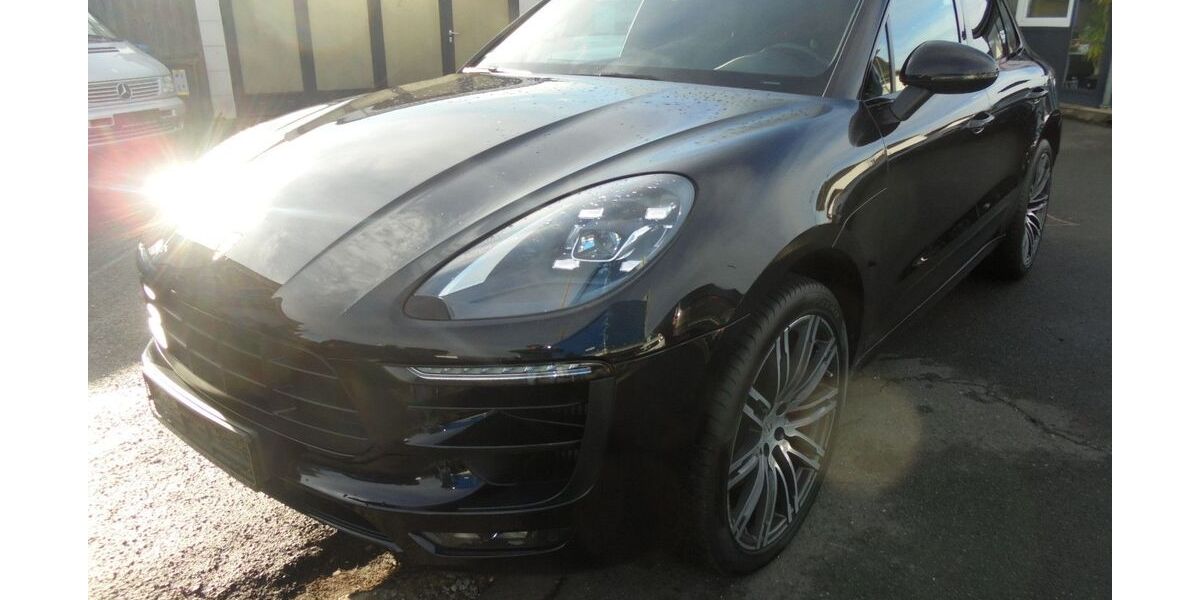 Porsche Macan 124.600 km 36.400 &euro; Nürnberg 90431