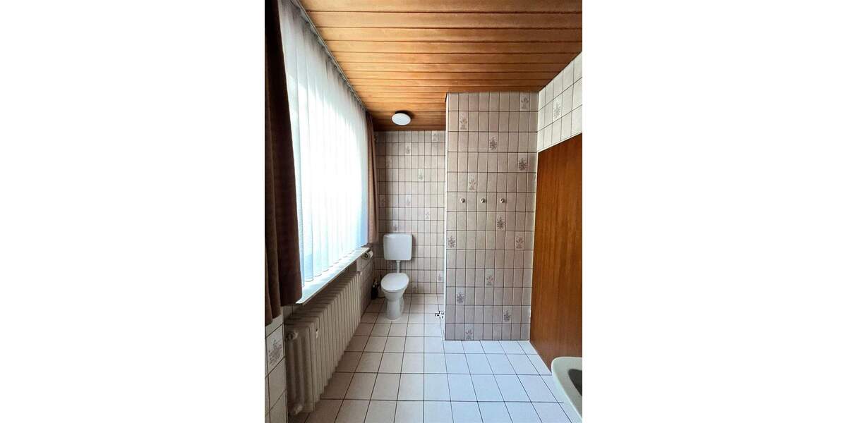 Grün + stadtnah! Nähe Rechenbergpark! Gepflegte DHH, idyllischer Garten, Ausbaupotential + Garage! 6 zimmer