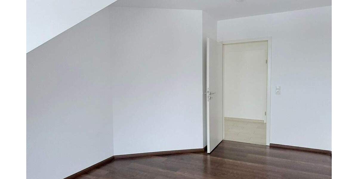 Etagenwohnung Schwabach Nasbach - 3 Zimmer, 76 m&sup2;, 780&euro; | Angebot:25671106