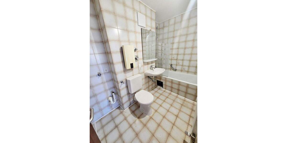 Etagenwohnung Nürnberg Röthenbach b Schweinau - 2 Zimmer, 66 m&sup2;, 235.000&euro; | Angebot:25731699