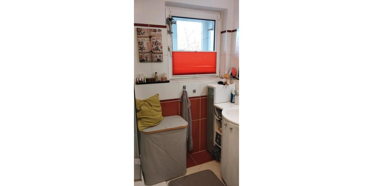 4 Zimmer Wohnung mit riesiger Dachterrasse mitten in Erlangen! 4 zimmer