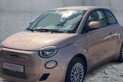 Fiat 500e 10.838 km 24.690 € Nürnberg 90429