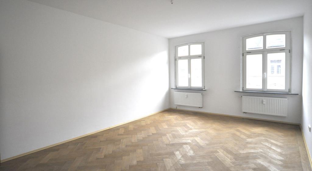 Stilvoll wohnen im Altbau – kernsanierte Wohnung mit großzügigen, hellen Räumen, hohen Decken und optionaler Garage - 3- Fürth 10809563000 | Angebot:27620902