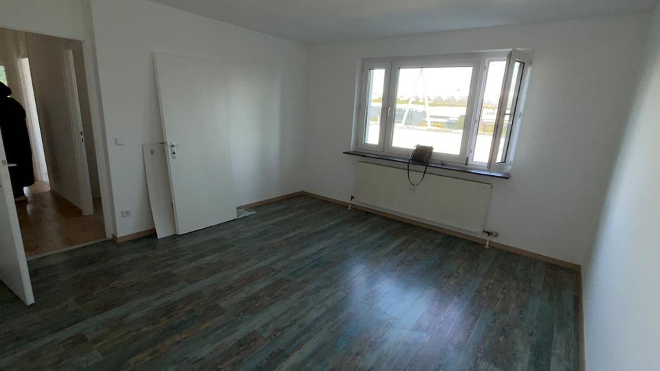 Etagenwohnung Nürnberg Langwasser - 3 Zimmer, 75 m&sup2;, 1.320&euro; | Angebot:27544979
