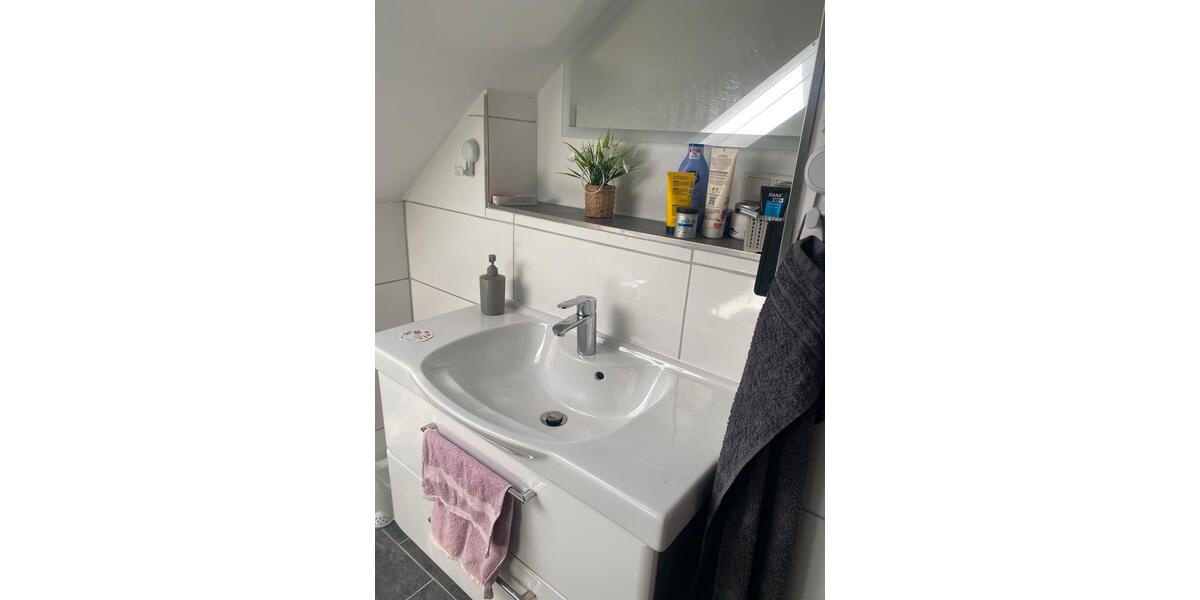 Dachgeschoßwohnung Nürnberg Katzwang - 2.5 Zimmer, 70 m&sup2;, 800&euro; | Angebot:26413748